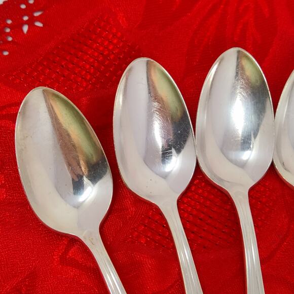 6X Tsp Antique Rogers Bros IS Silhouette Silver Plated Teaspoons - Picture 5 of 12